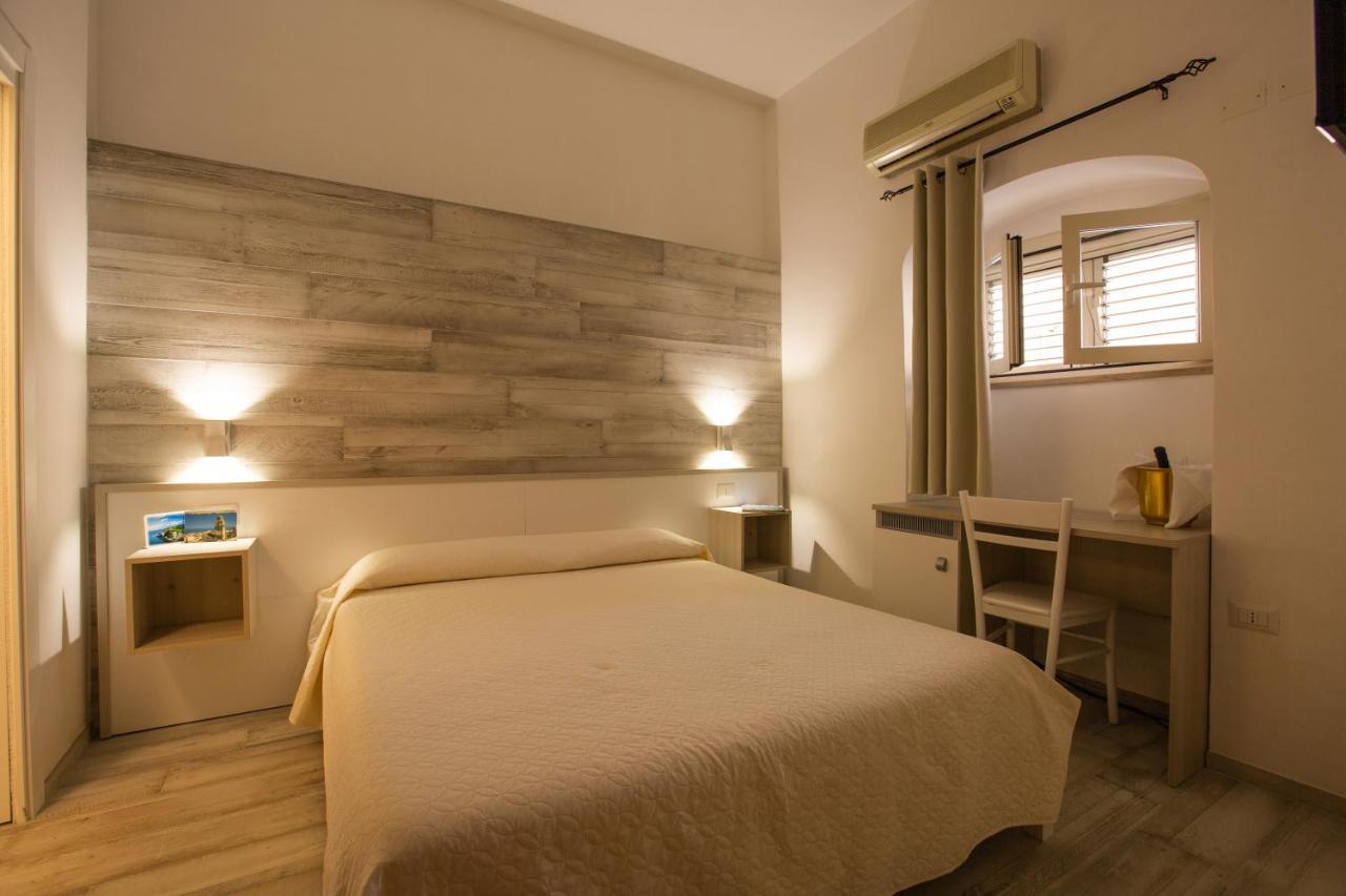 Albergo Labotte Vieste Exteriér fotografie